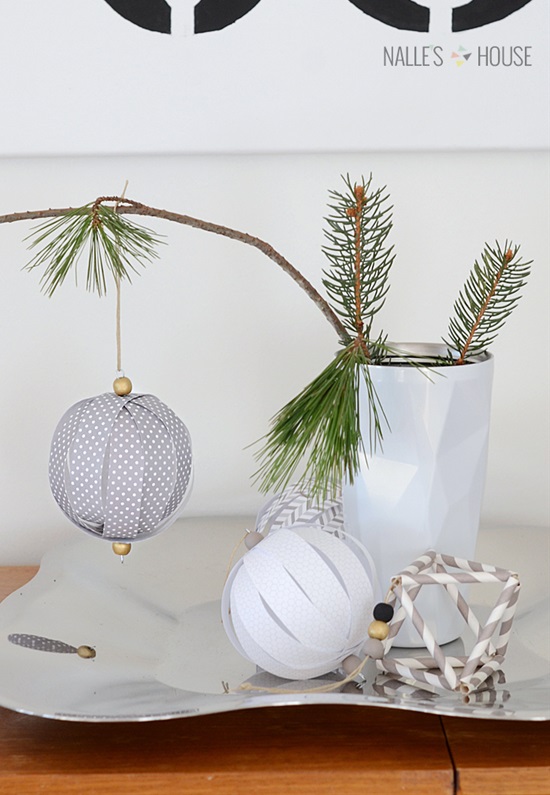 30 Creative and Easy Handmade Christmas Ornaments That You Can Craft Yourself