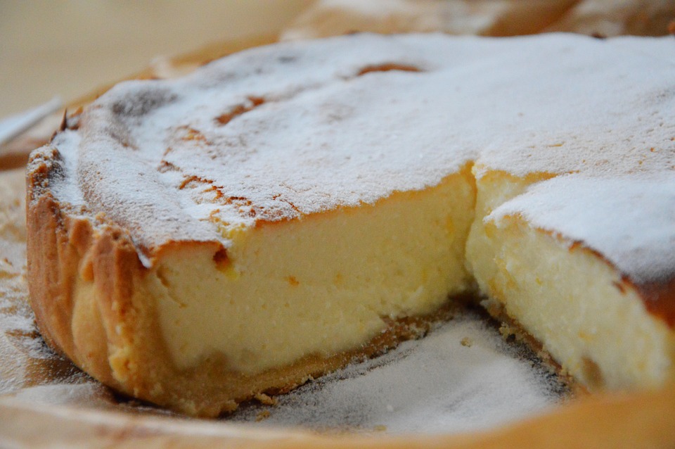 Indulge in Decadent Cheesecake with this Easy Recipe